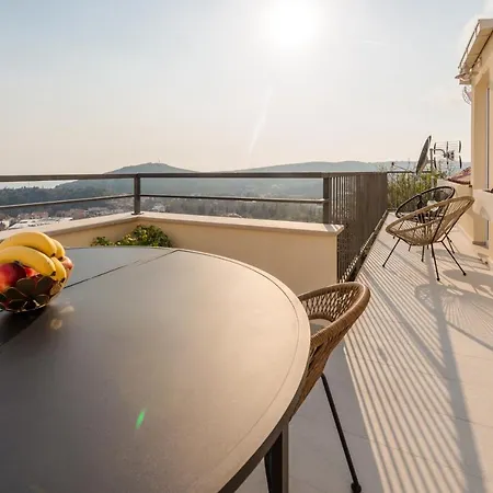 Divine Apartment *